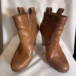 TORY BURCH Sz 6.5 Leather High Wooden Heel Bootie Clogs Distressed Rivets Studs